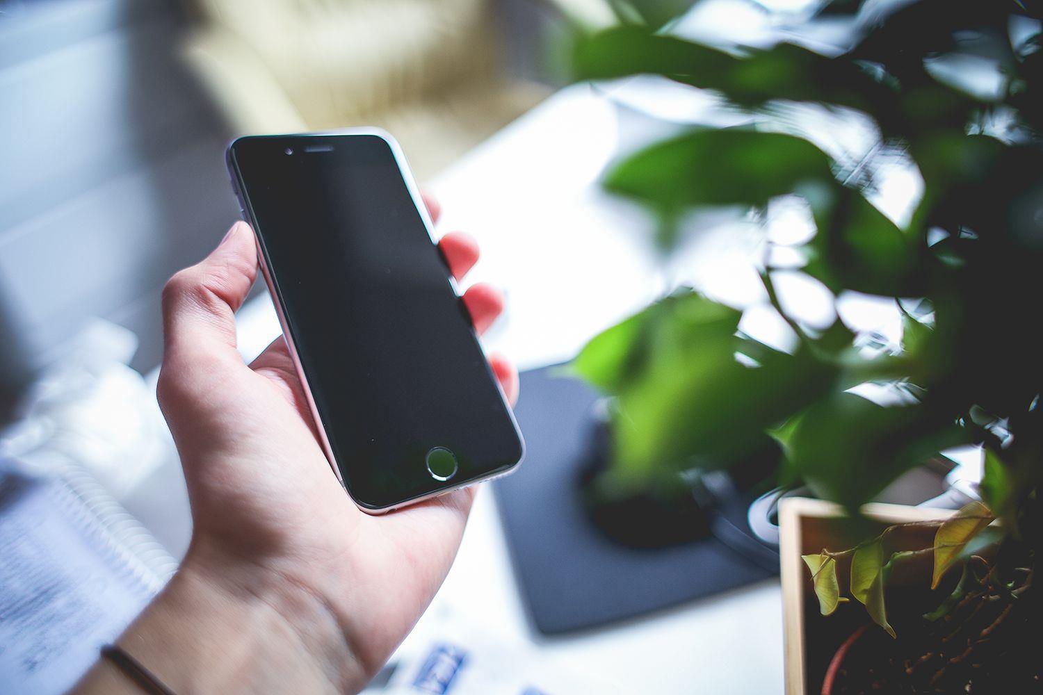 Co robić, gdy iPhone się nie włącza