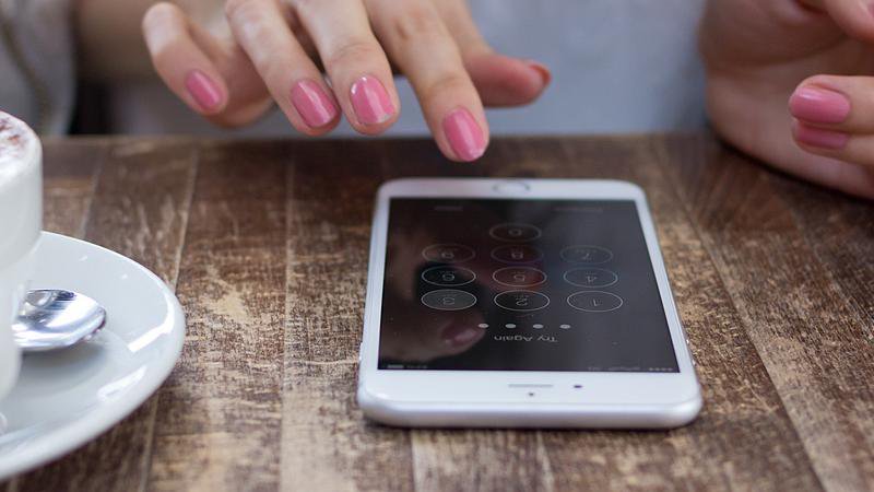 Co zrobić, gdy Twój iPhone lub iPad nie włączy się