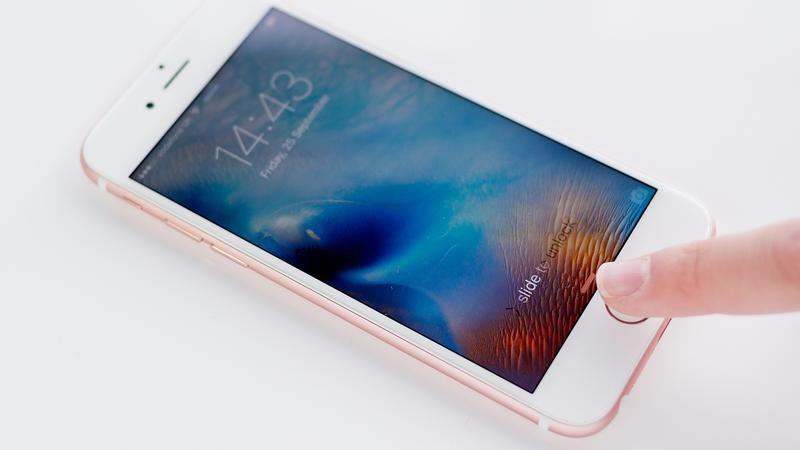 Jak aktywować i używać iPhone’a bez karty SIM