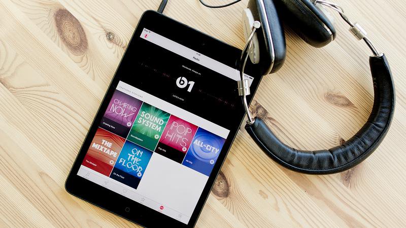 Jak cofnąć się z Apple Music na iPhone, iPad, Mac
