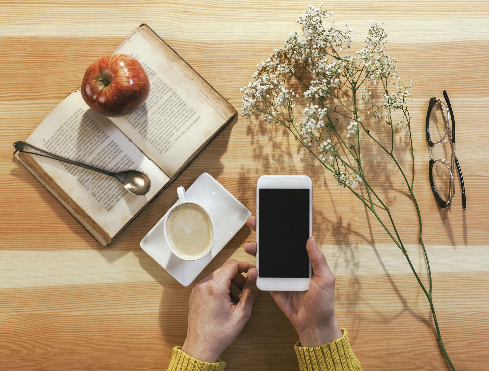 Jak dodać zakładki Safari na iPhonie i iPodzie Touch
