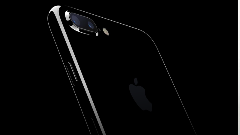 Jak korzystać z trybu Dark na iPhonie