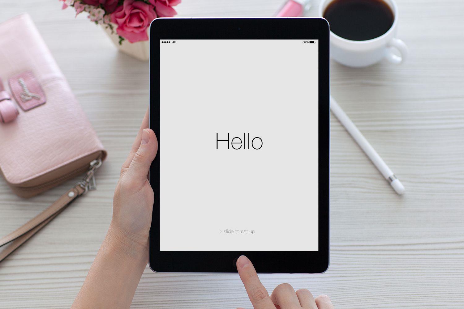 Jak naprawić iPada zablokowanego w  „Hello ” lub  „Slide to Upgrade „