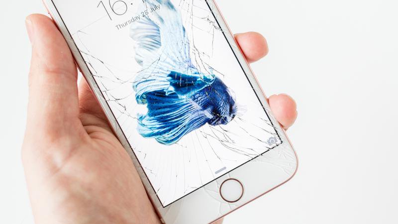 Jak naprawić krakingowy ekran iPhone’a lub iPada: 5 poprawek na uszkodzony ekran