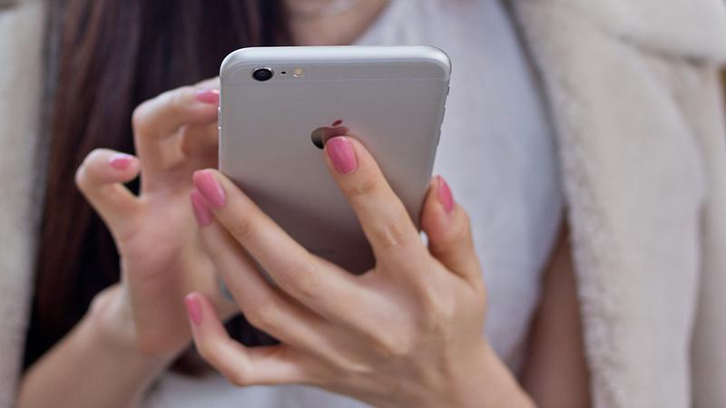Jak odzyskać usunięte wiadomości e-mail na iPhonie lub iPadzie