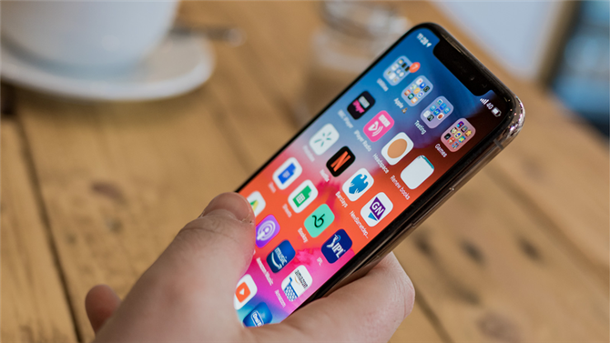 Jak pobierać aplikacje na iPhone’a lub iPada