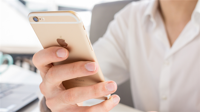 Jak zaktualizować aplikację na iPhonie lub iPadzie