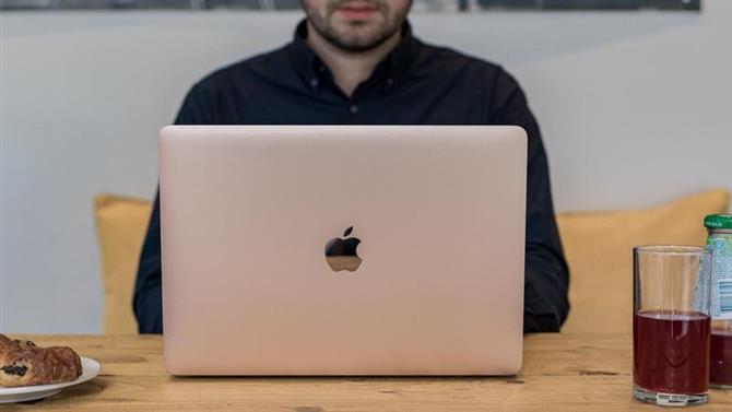 Jak założyć nowy komputer Mac