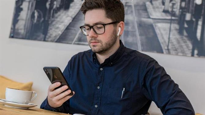 Jak zsynchronizować muzykę z iPhonem