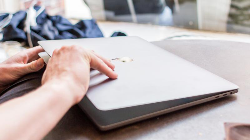 MacBook Pro nie działa Jak rozwiązać nowe problemy z oprogramowaniem MacBook Pro 2016