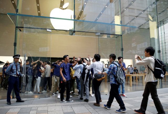 Niektórzy indyjscy sprzedawcy detaliczni zatrzymują sprzedaż iPhone X ze względu na prawie pomijalne marże zysku