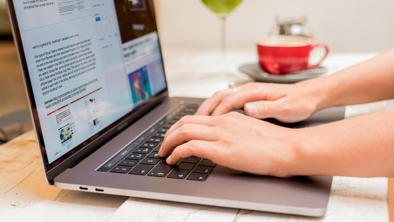 Problemy z klawiaturą MacBook Pro i inne problemy