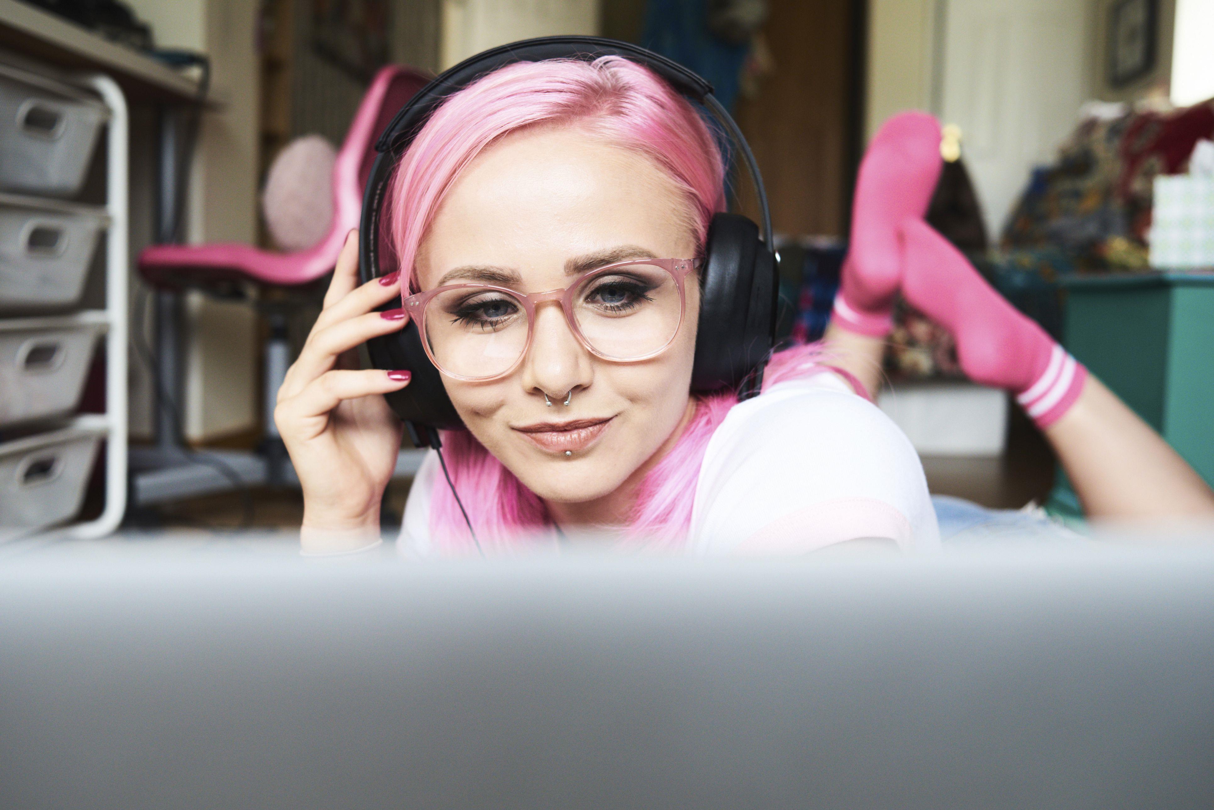 Wybierz wejście i wyjście audio z paska menu komputera Mac